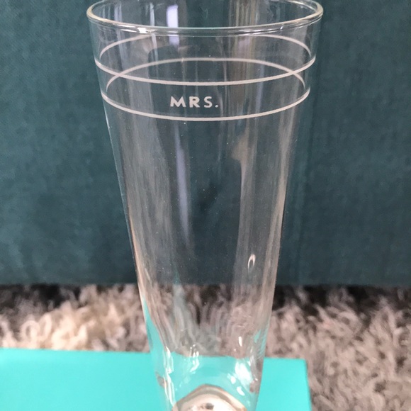 Kate Spade Champagne Flutes - Picture 4 of 5